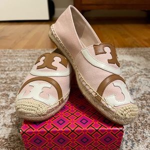 Tory Burch Size 6 Poppy Espadrille Canvas Shoe
